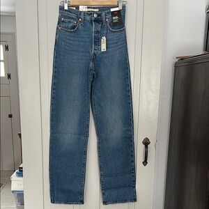 Ribcage Straight 27x32